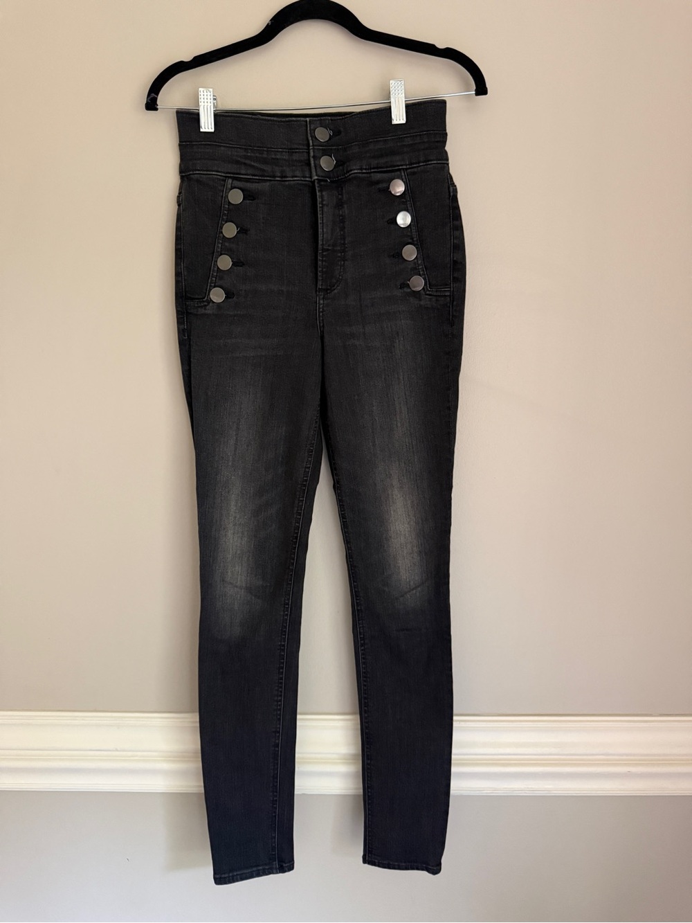 NWOT Express High-Rise Black Denim Legging, size 2 regular